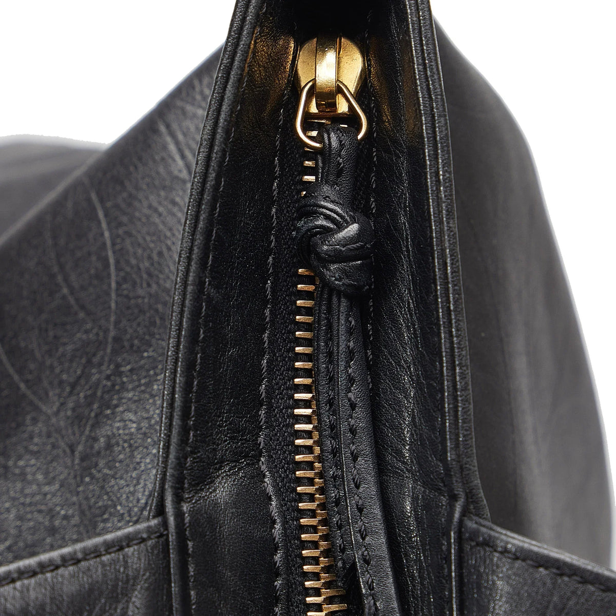Black Bag Authenticated Unisex (Good) Leather Lambskin CC Tote Pre-Owned Tote