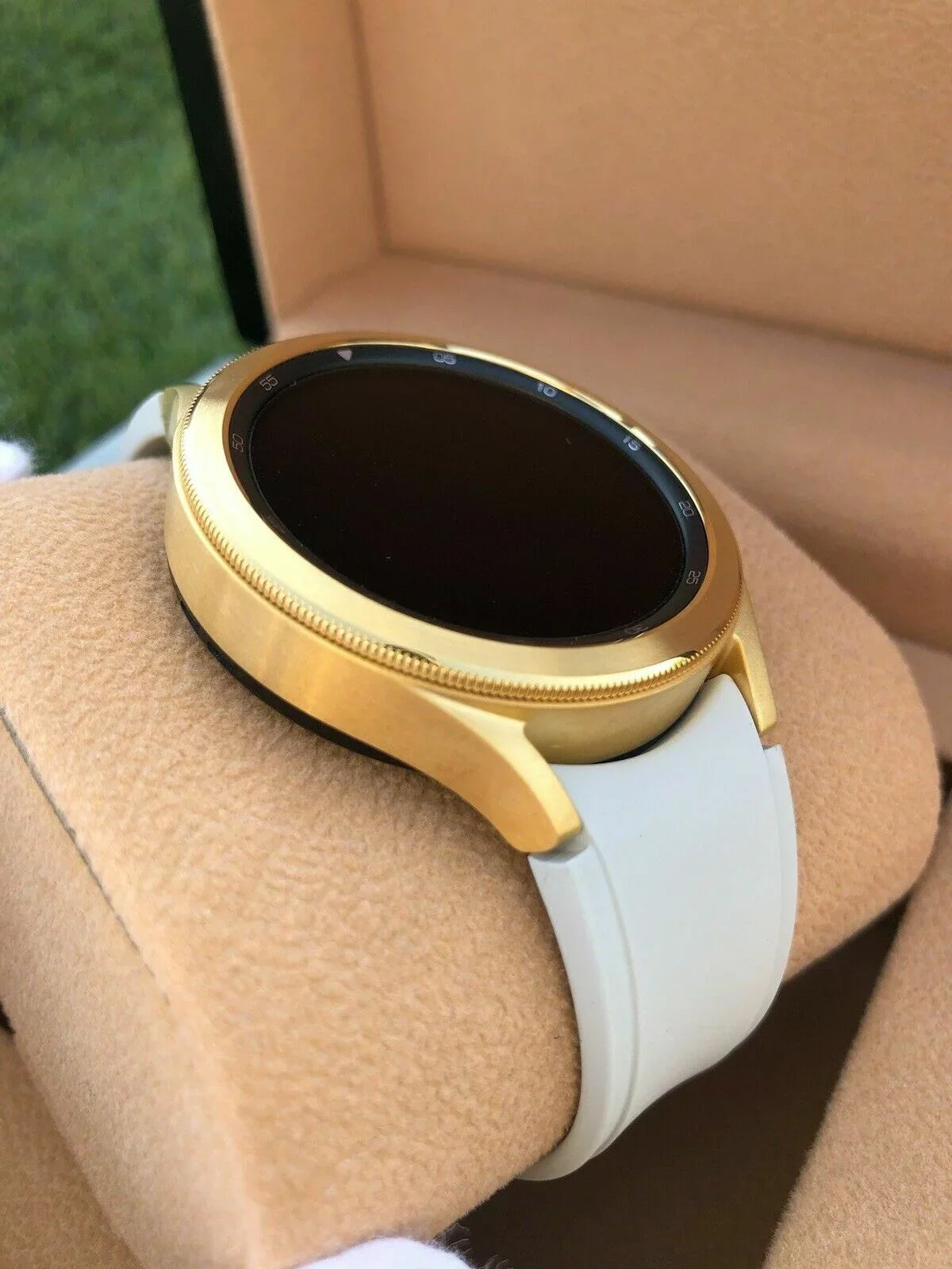 Gold Galaxy 24k Gray 4 Gold LTE 46mm Bezel Custom Watch Gold Band Plated