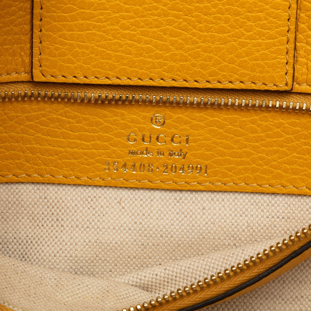 Tote (Good) Swing Medium Authenticated Bag Calf Leather Tote Yellow Unisex Pre-Owned