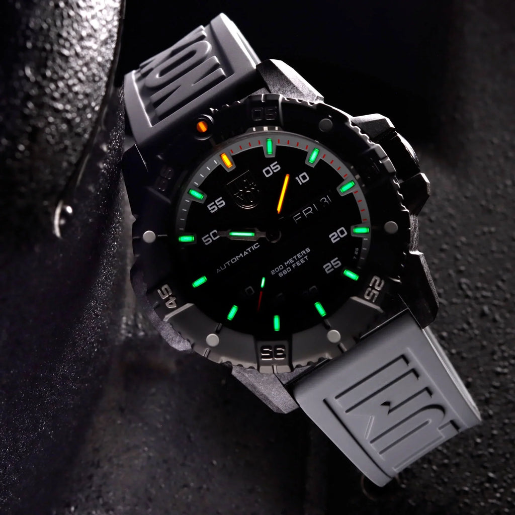 Luminox Grey XS.3862 Carbon Men's Strap Watch Master Seal Rubber