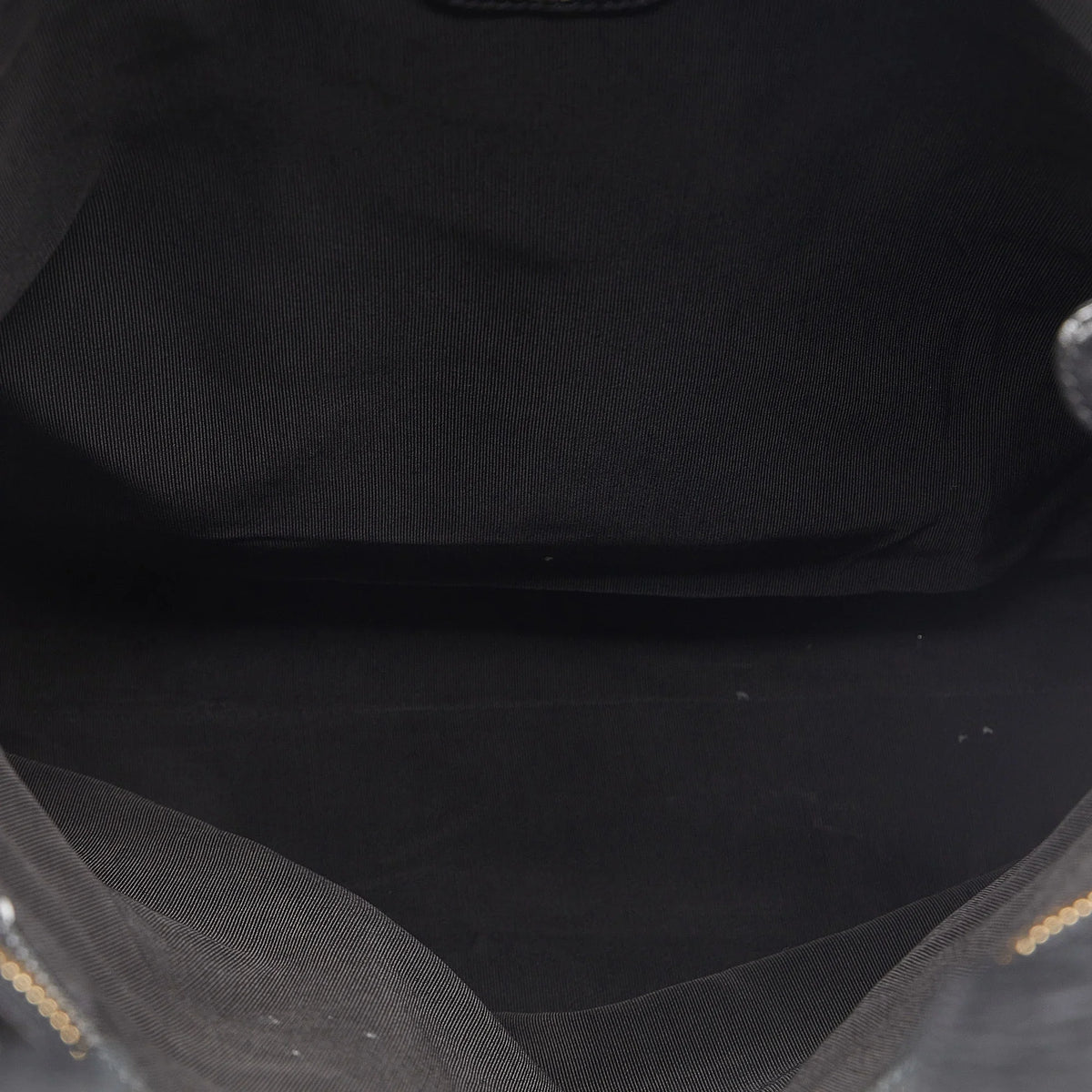 Black Bag Authenticated Unisex (Good) Leather Lambskin CC Tote Pre-Owned Tote