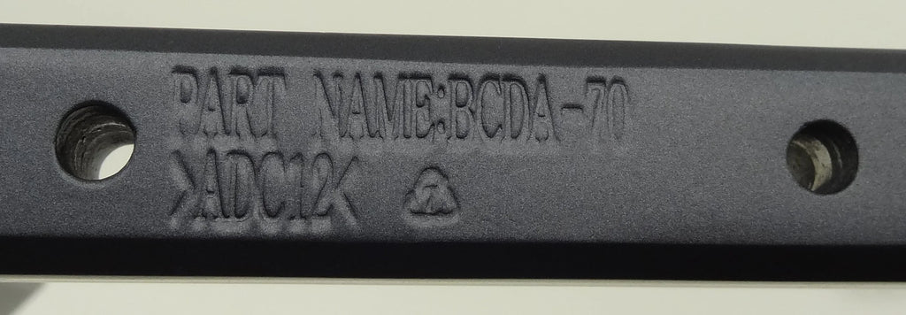 M75QXM-K03 (BCDA-70) 1A317Y700-GB2-G NEW Legs Vizio