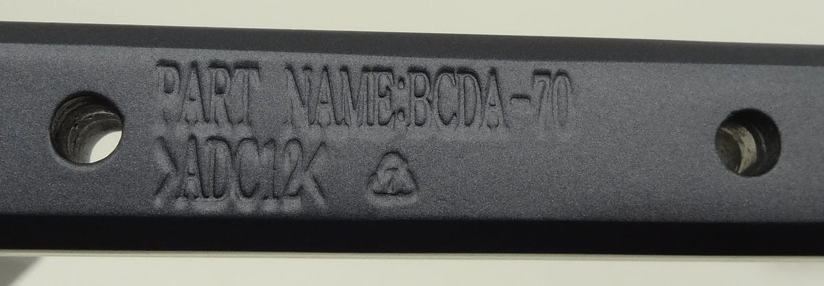 M75QXM-K03 (BCDA-70) 1A317Y700-GB2-G NEW Legs Vizio