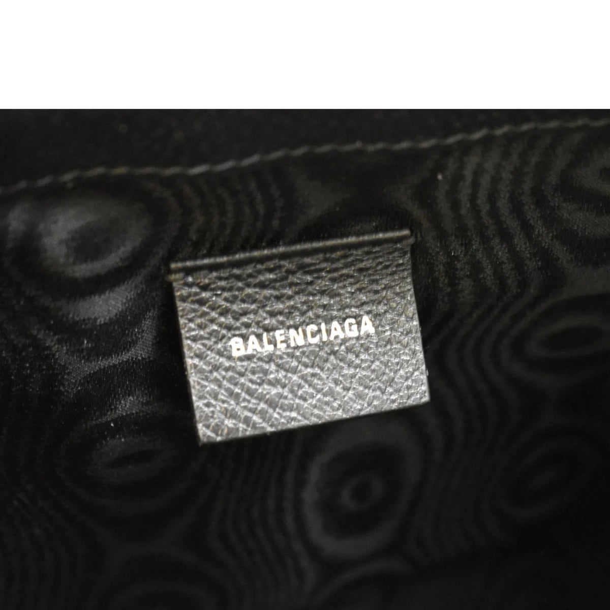 Tb Shoulder Pre-owned Red Leather BURBERRY Bag Lola
