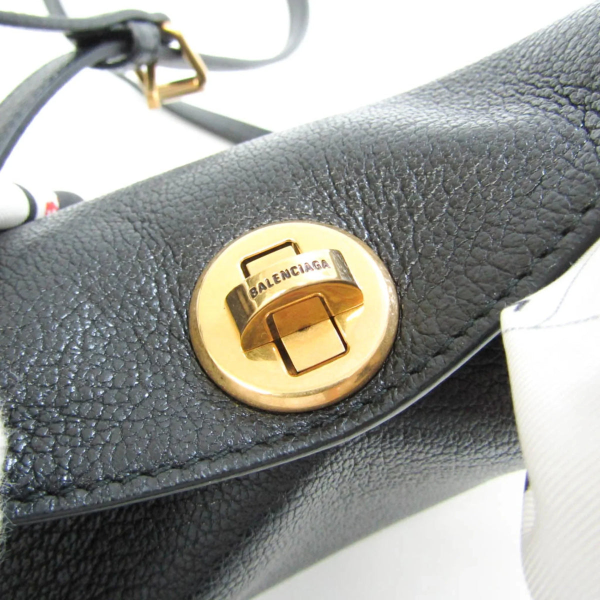 Black Women's Handbag,Shoulder 570093 Pre-Owned Leather (Good) Balenciaga Bag