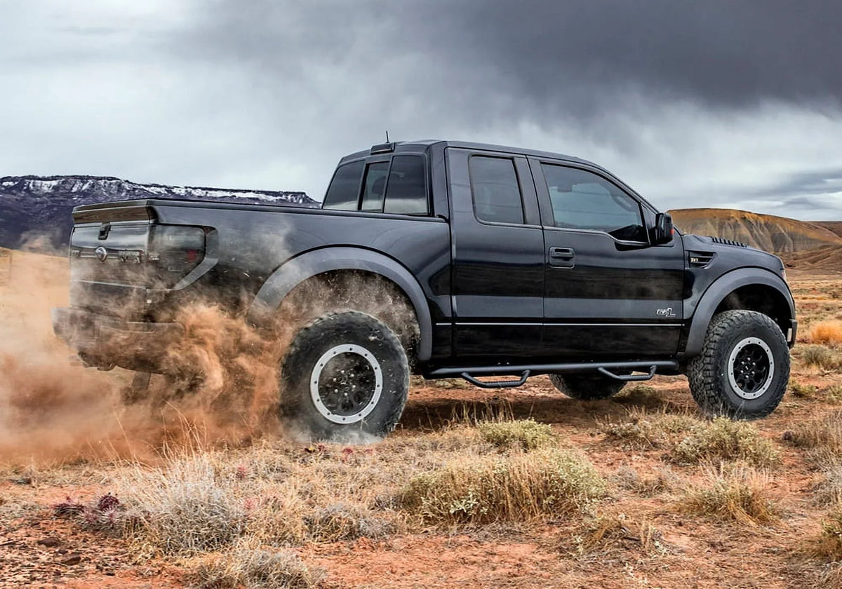 Chevrolet/GMC | 3500 Crew Cab Nerf / / Textured Beds, Diesel Compatible 2500 All Generation) / with Steps Length SRW 1500, Cab DRW Black, Gas (Next N-Fab by 2020-2021 2019-2023 RealTruck
