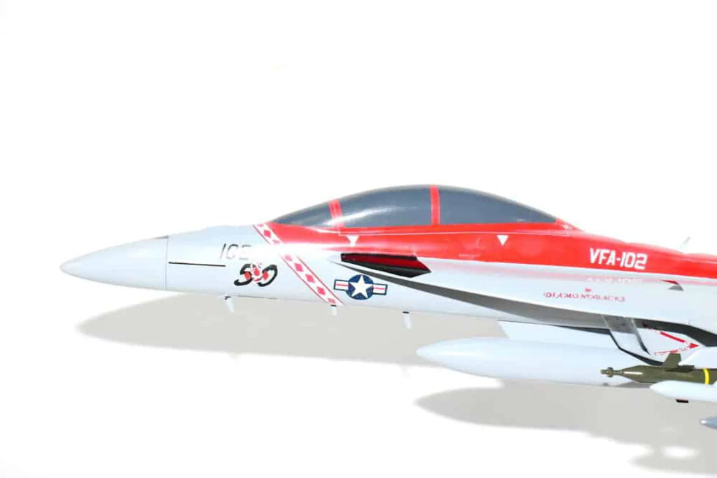 Model, VFA-102 Navy, Scale, (18) Diamondbacks F/A-18F Fighter/Attack (2005) Mahogany, 1/40th